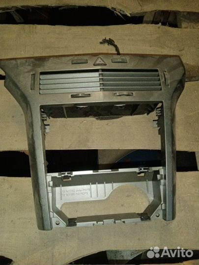 Центральная консоль Opel Astra L48 Z16XEP 2008