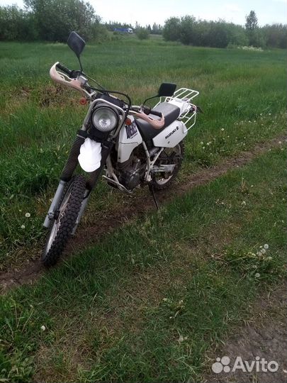 Мотоцикл кроссовый эндуро