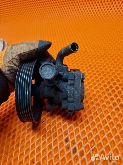 Насос гур nissan skyline vq25