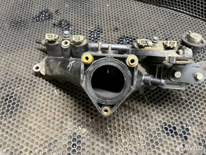 Впускной коллектор Citroen Xsara 1997-2006