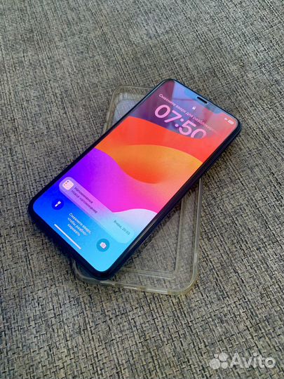 iPhone 11 Pro Max, 64 ГБ