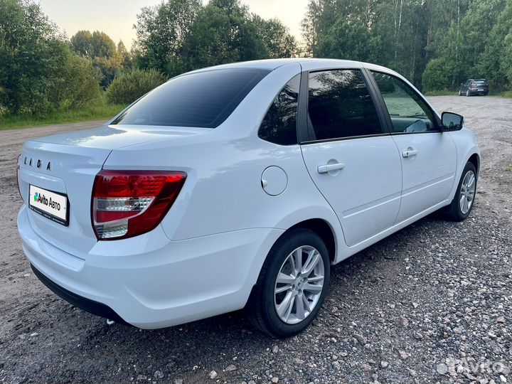 LADA Granta 1.6 МТ, 2023, 27 000 км