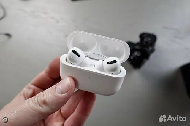 Как разобрать беспроводные наушники airpods