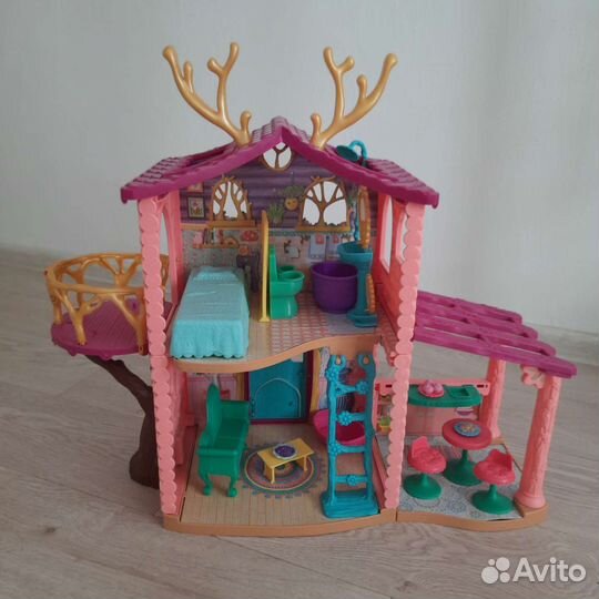 Домик Данессы Оленни Энчантималс