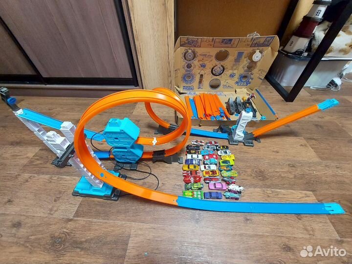 Трасса Хот Вилс с машинками