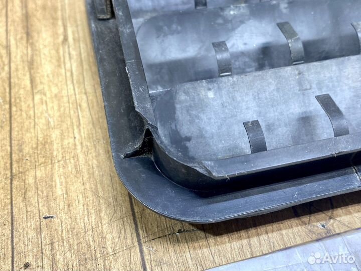 Решетка вентиляции левая Chevrolet Lacetti