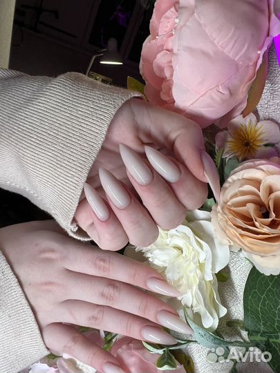 Маникюр педикюр