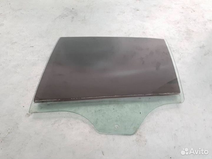 Стекло двери задней левой BMW 7 E65/E66/E67 E65