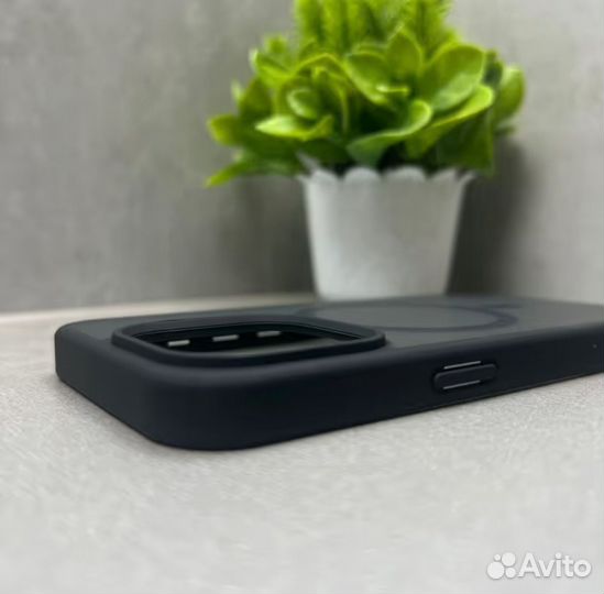 Прозрачный затемненный чехол для iPhone