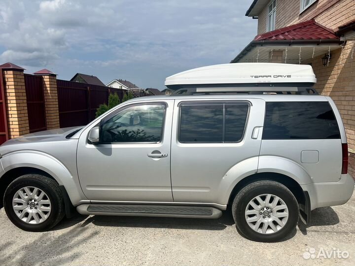 Nissan Pathfinder 2.5 AT, 2012, 318 825 км