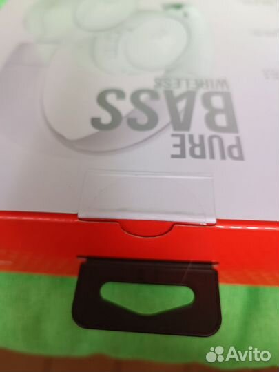 Наушники JBL Tune 520bt. Новые. Беспроводные