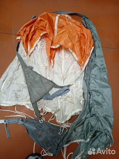 Стабилизирующий парашют Д-6 с камерой