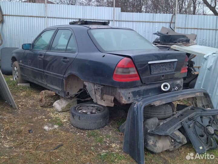 Фонарь Mercedes W202 c230 компрессор