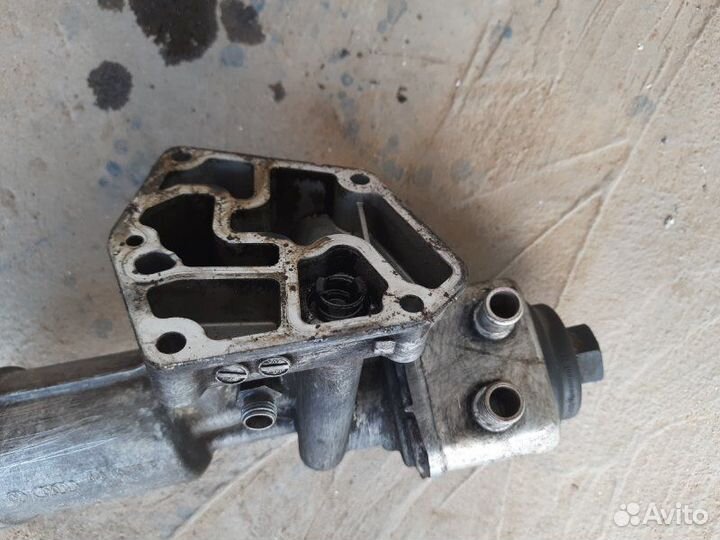 Корпус масляного фильтра передний Volkswagen