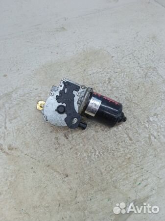 Моторчик стеклоочистителя передний