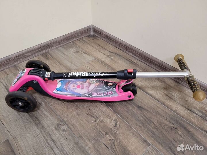 Трехколесный складной детский самокат Small Rider