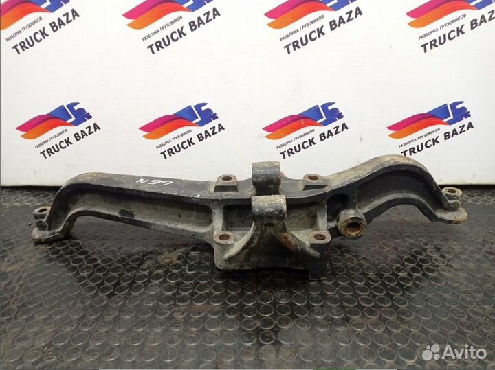 Кронштейн пневморессоры левый