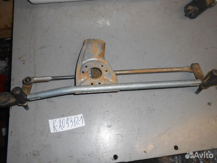 Трапеция стеклоочистителей (BMW X5)