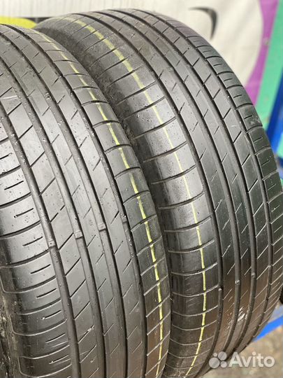 Goodyear EfficientGrip Performance 225/55 R17 97W