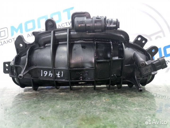 Коллектор впускной Volvo V40 MV B4164T