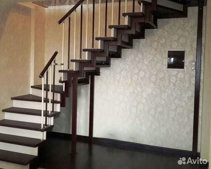 Сварной Каркас Г-образной Лестницы в Дом