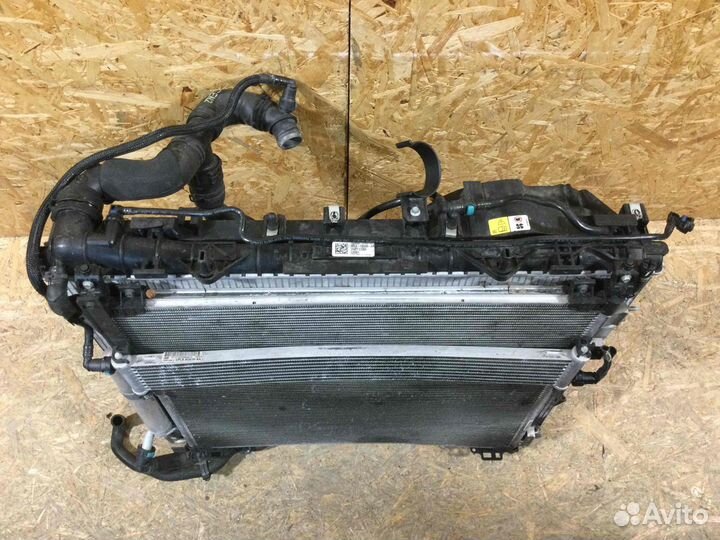 Кассета радиаторов Range Rover Sport L494 LR048175