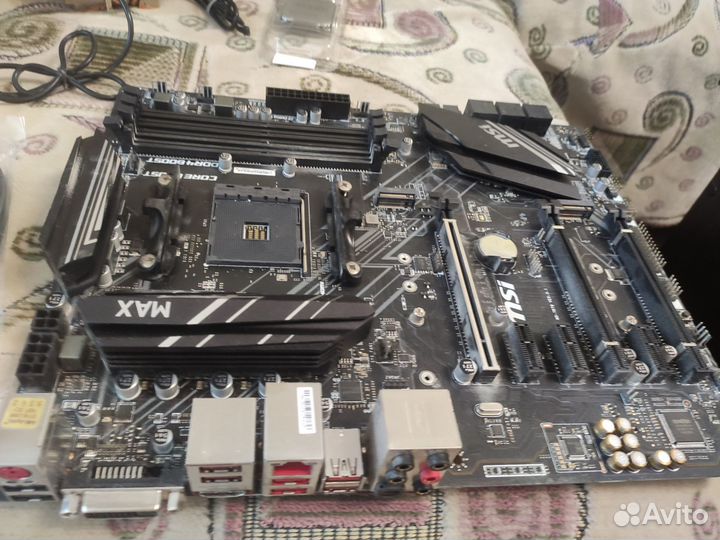 Системная плата MSI X470 Gaming Plus Max