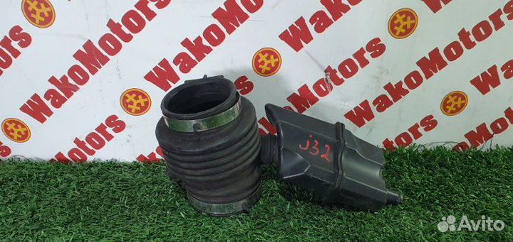 Патрубок воздушного фильтра Nissan Teana J32