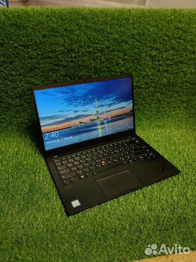 Lenovo Thinkpad x1 carbon gen 7 i 7