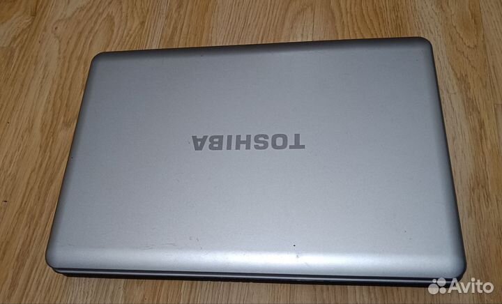 Ноутбук Toshiba satellite на запчасти