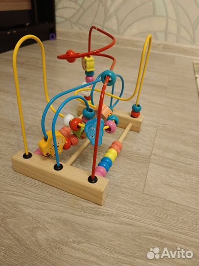 Лабиринт для малышей деревянный со счетами