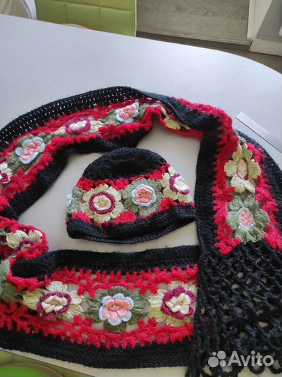 Комплект шапка и шарф