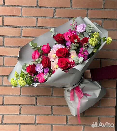 Букет в коробке. Любой бюджет. Свежие цветы