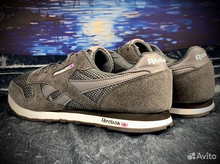 Кроссовки Reebok серые