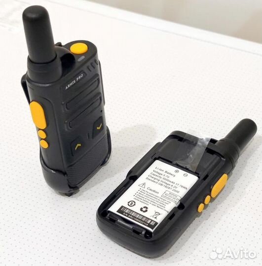 Рация с наушником, радиостанция с гарнитурой