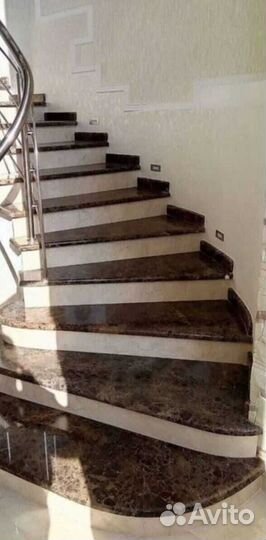 Мраморная лестница / ступени из натурального камня