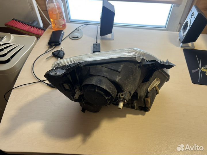 Фара Opel Meriva a