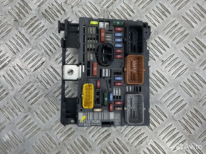 Блок предохранителей мот отсека Fiat Scudo 07+