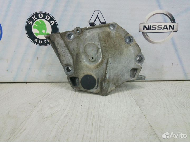 Крышка Кожух ремня грм Renault logan stepway 2