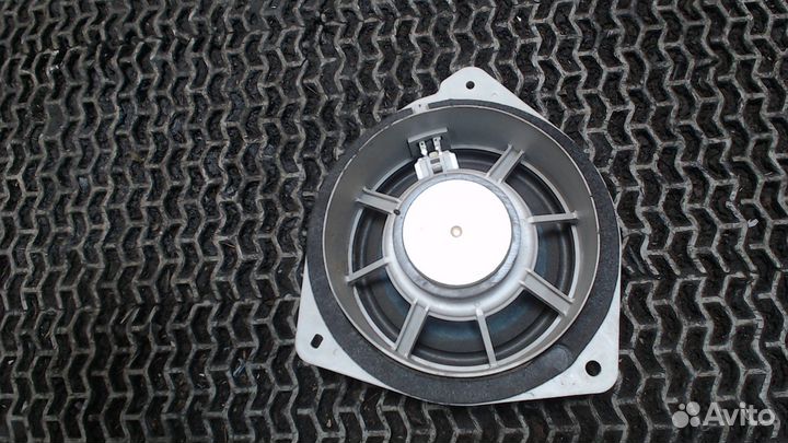 Динамик Toyota RAV 4, 2003