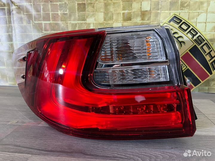 Фонарь задний левый наружный Lexus ES 15+ LED