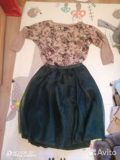 Гардероб полностью,вещи 42 размера преимущественно