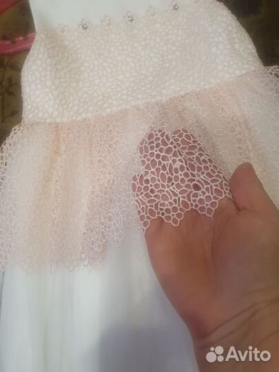 Платье праздничное для девочки от 4 до 6 лет