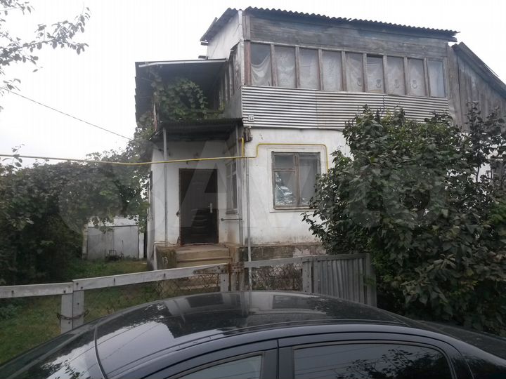 Дом 200 м² на участке 10,5 сот.