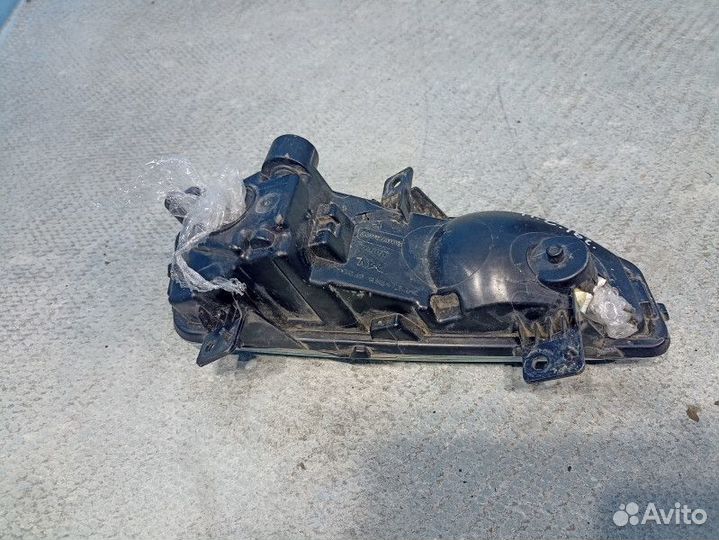 Правая противотуманная фара Nissan Qashqai 2 (J11)