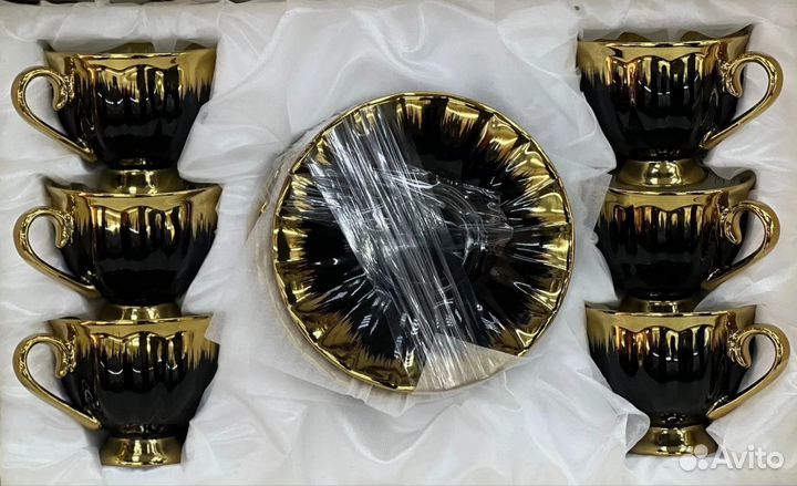 Чайный сервиз (фарфор)