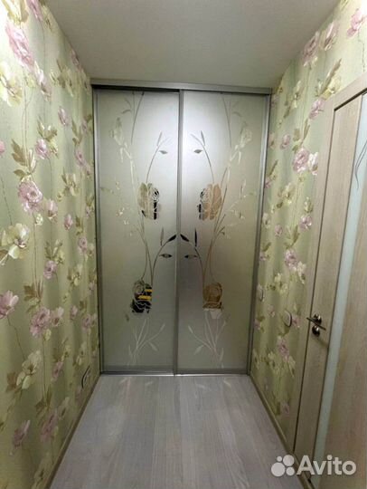 Стеклянная перегородка