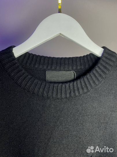 Свитер Stone Island с прямым карманом черный
