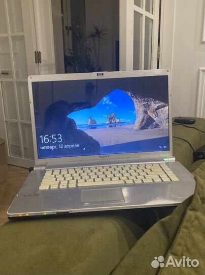 Sony vaio (VGN-FW170J)
