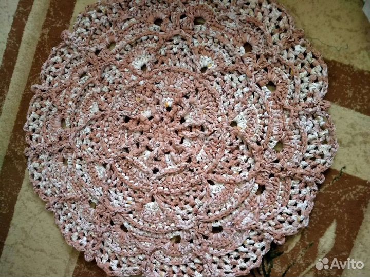 Коврик ручной работы